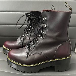 Dr. Martens Leona in Burgundy Vintage Size 8 Women (UK 6) EUC